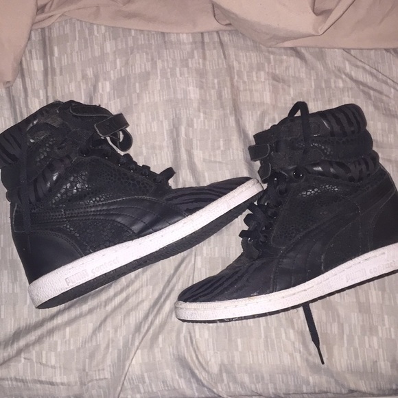 puma heel sneakers
